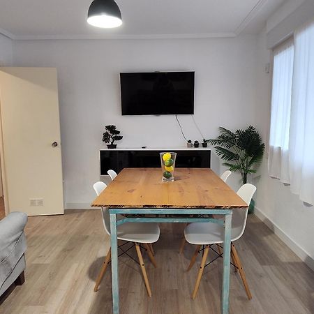 Apartamento Entero Con Desayuno Incluido Y Parking Gratuito, A 3 Km De Playa Con Aire Acondicionado Muskiz Exterior photo