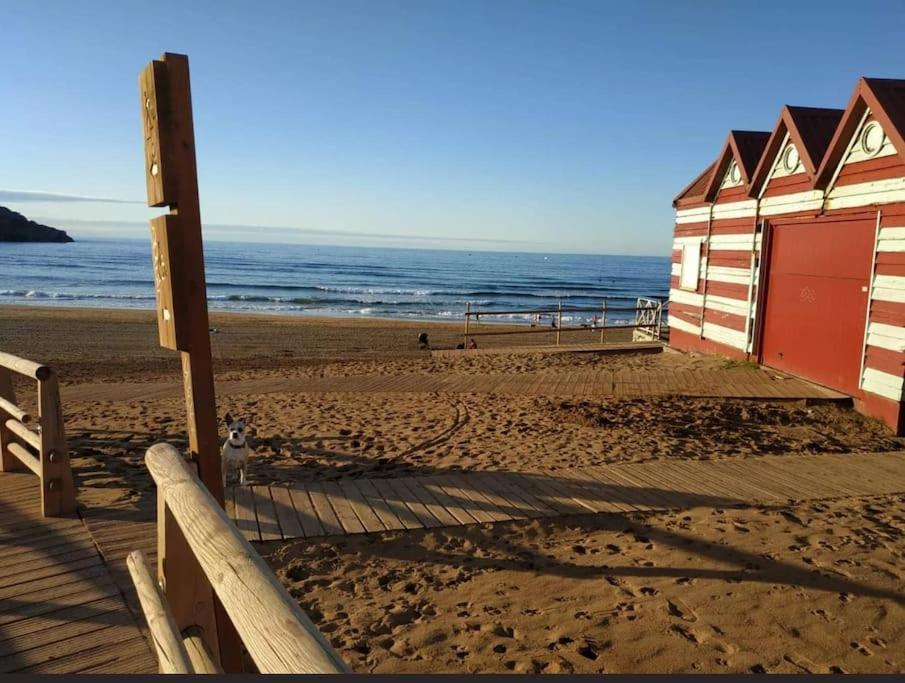 Apartamento Entero Con Desayuno Incluido Y Parking Gratuito, A 3 Km De Playa Con Aire Acondicionado Muskiz Exterior photo