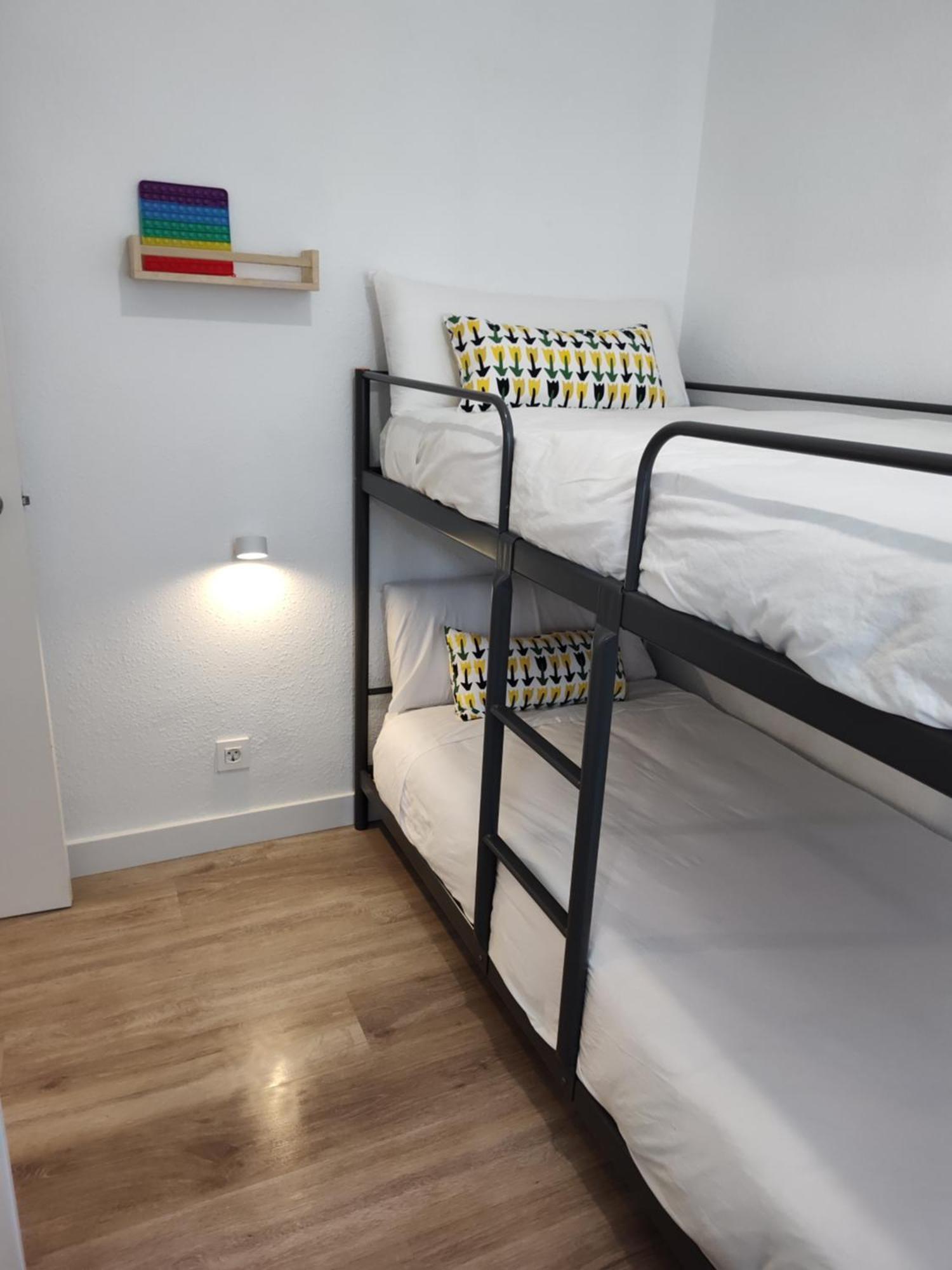 Apartamento Entero Con Desayuno Incluido Y Parking Gratuito, A 3 Km De Playa Con Aire Acondicionado Muskiz Exterior photo